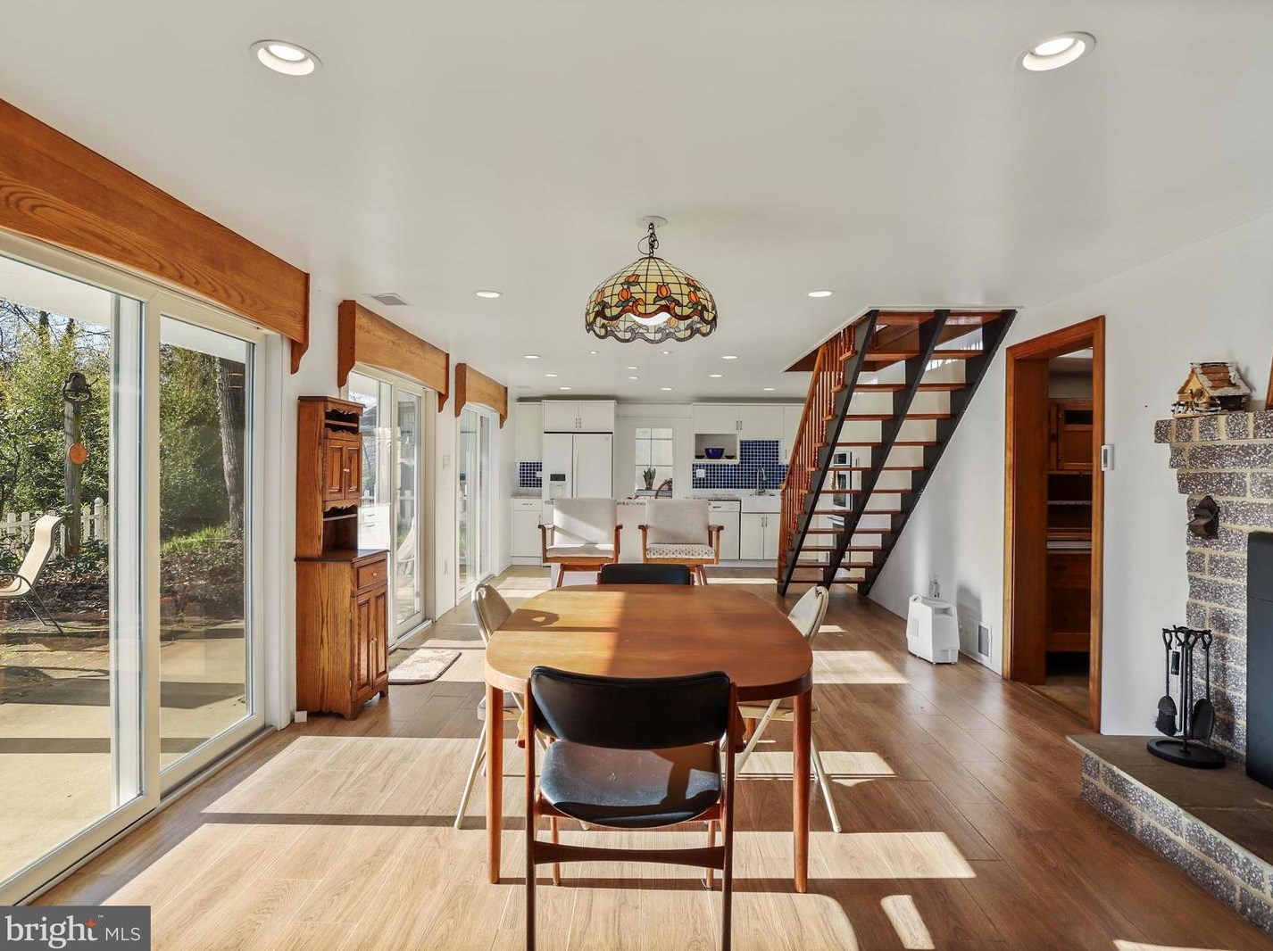 33 Mason Dr, Harpers Ferry WV 25425-4079 exterior