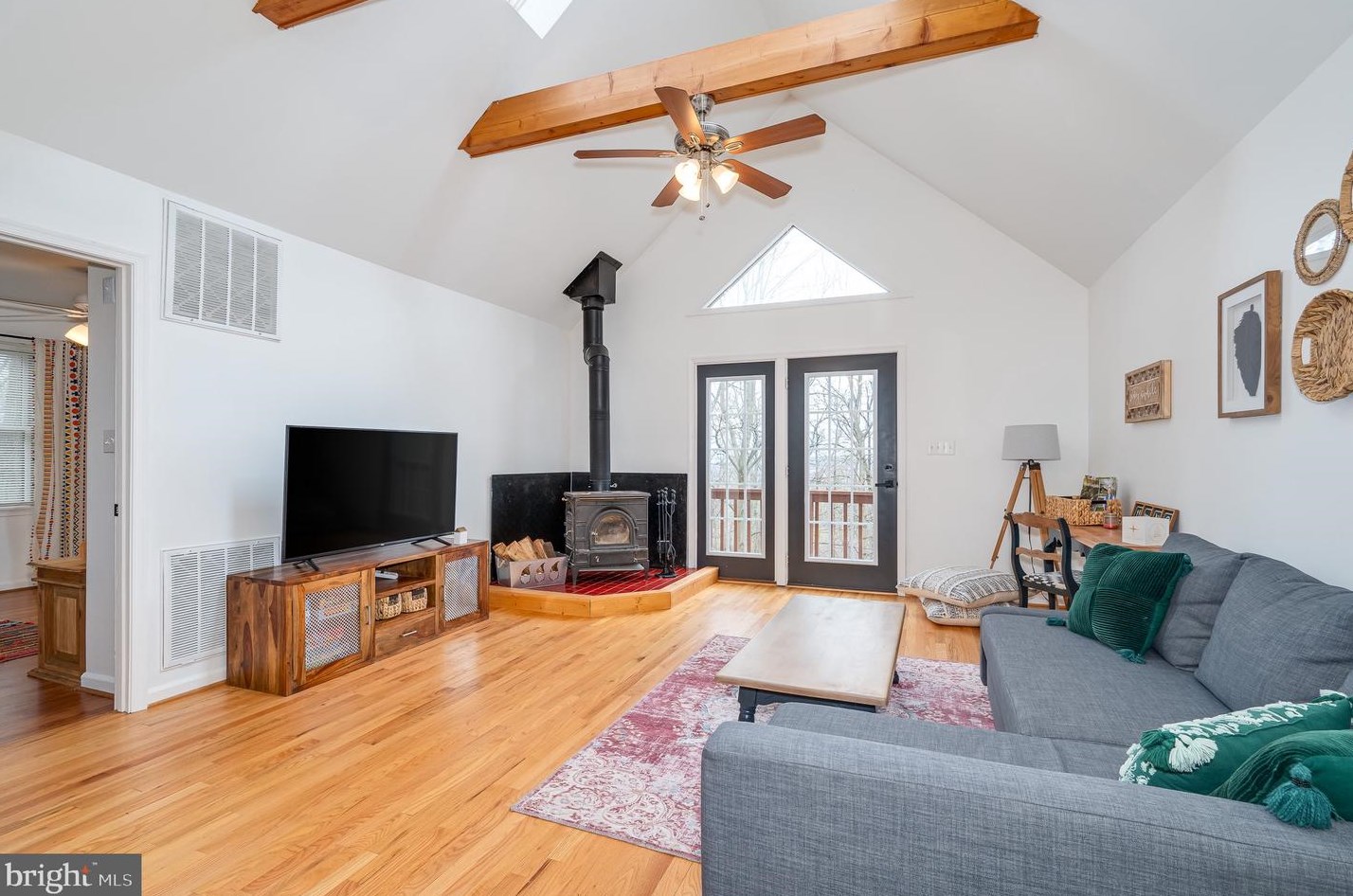 856 Skyline Trl, Harpers Ferry WV  25425-5576 exterior