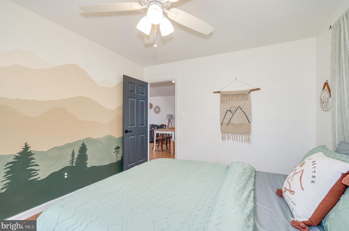 856 Skyline Trl, Harpers Ferry WV  25425-5576 exterior