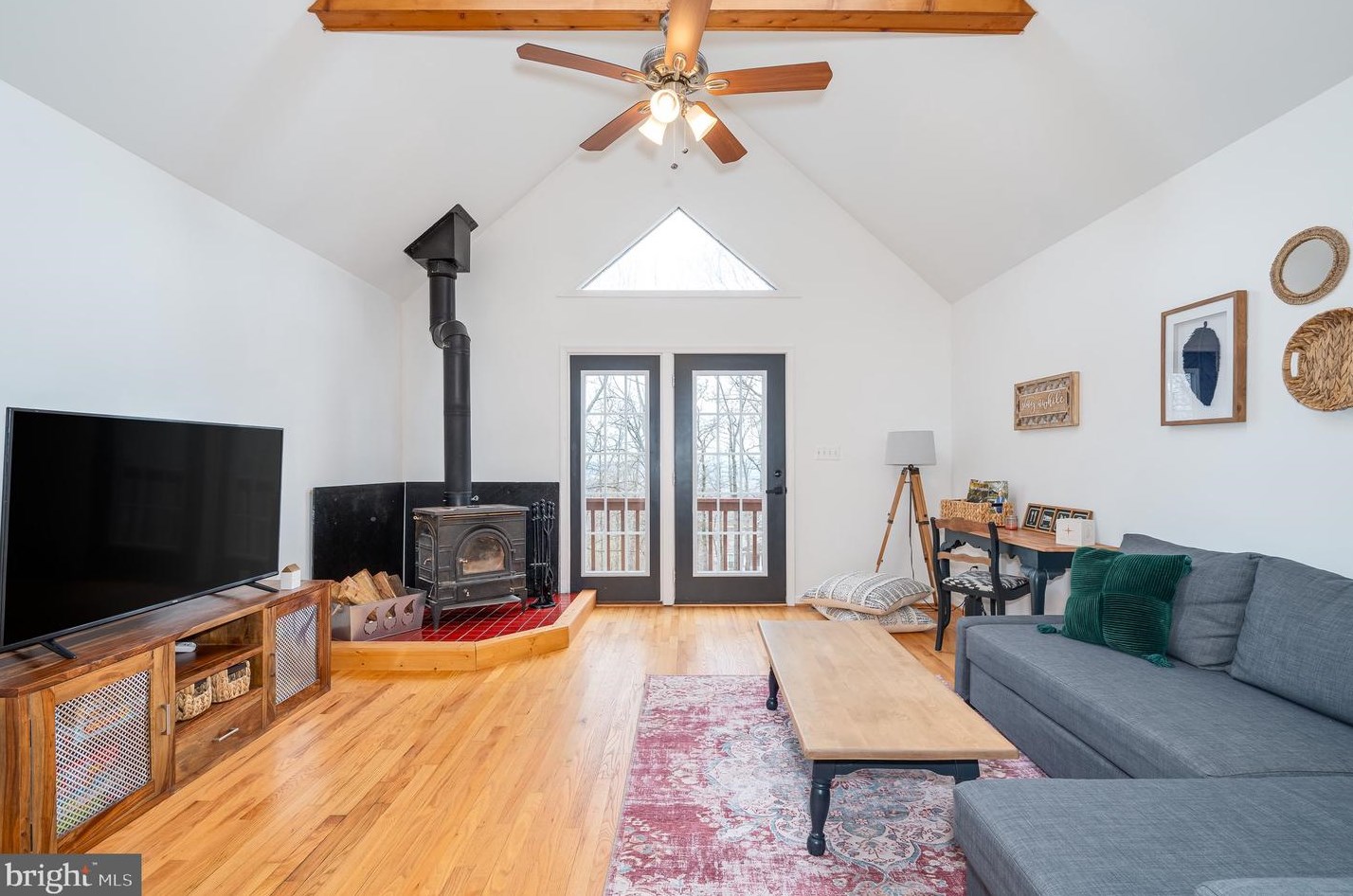 856 Skyline Trl, Harpers Ferry WV  25425-5576 exterior