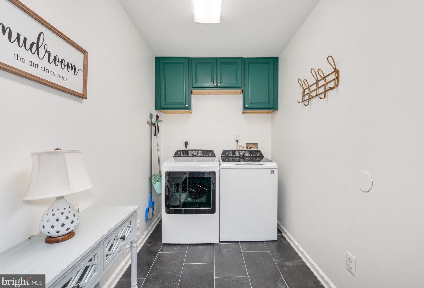 856 Skyline Trl, Harpers Ferry WV  25425-5576 exterior