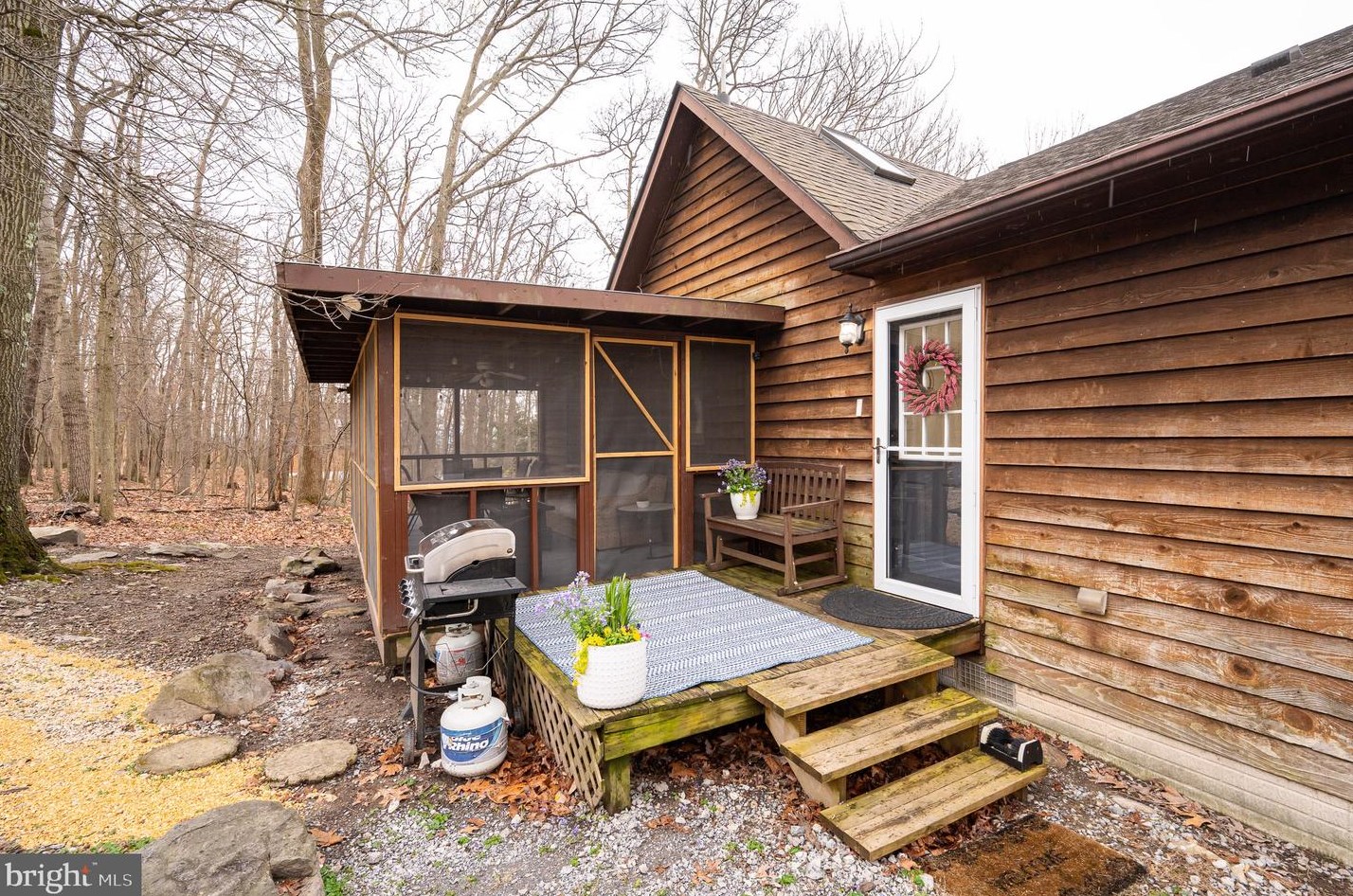 856 Skyline Trl, Harpers Ferry WV  25425-5576 exterior