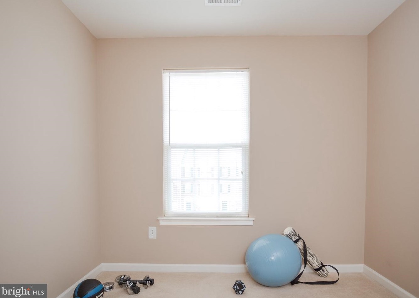 215 Monte Carlo Way, Charles Town WV  25414-6032 exterior