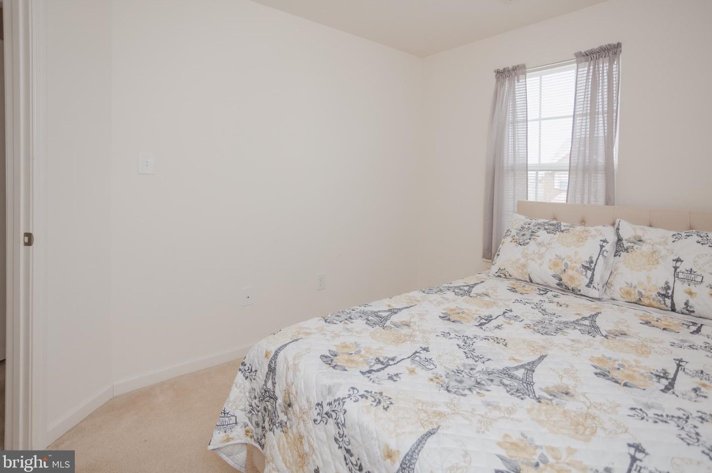 215 Monte Carlo Way, Charles Town WV  25414-6032 exterior