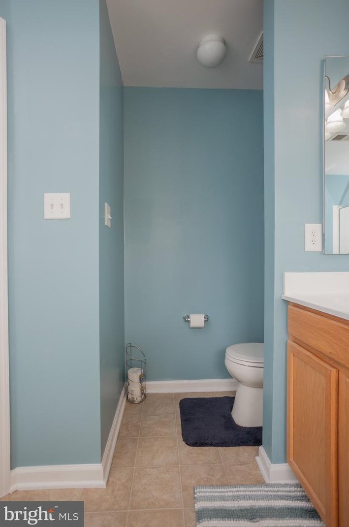 215 Monte Carlo Way, Charles Town WV  25414-6032 exterior