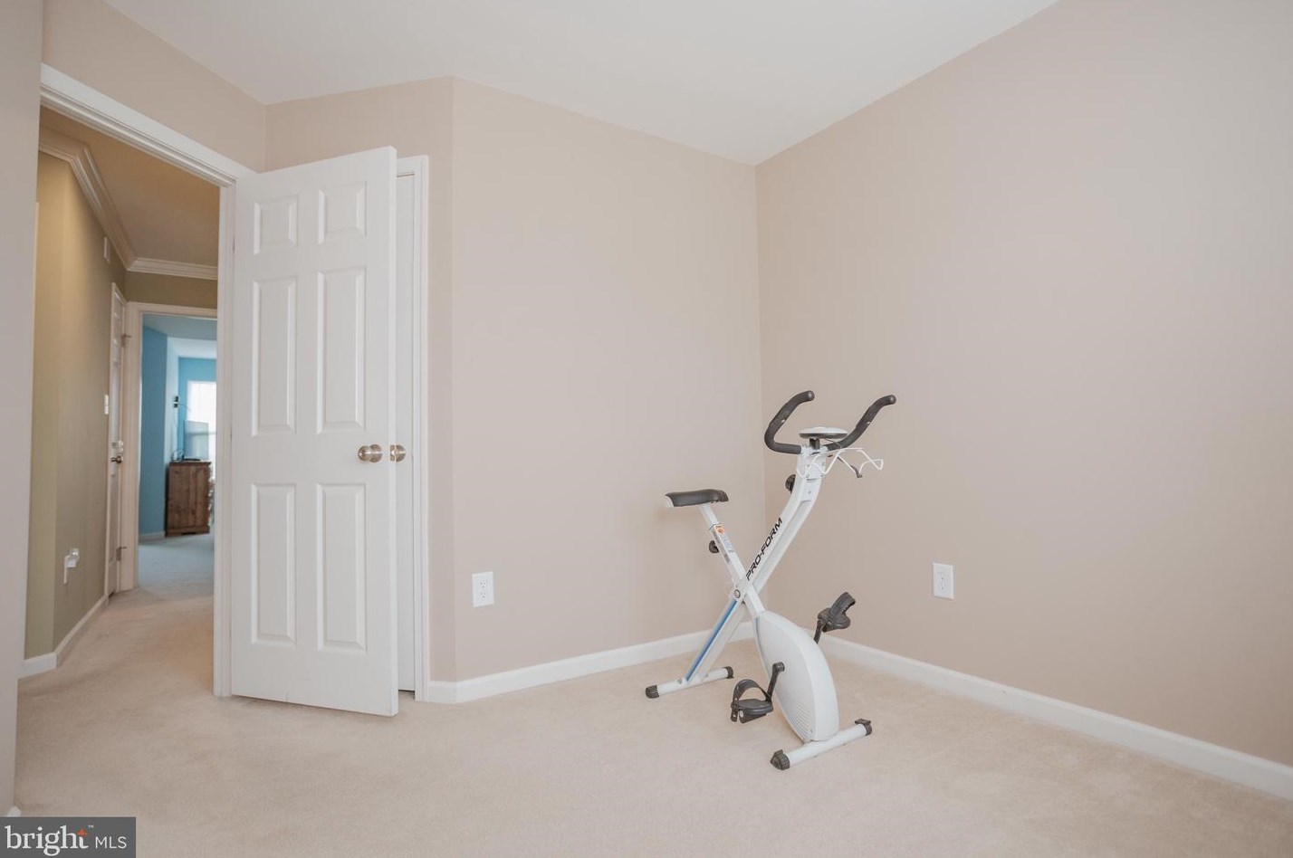 215 Monte Carlo Way, Charles Town WV  25414-6032 exterior