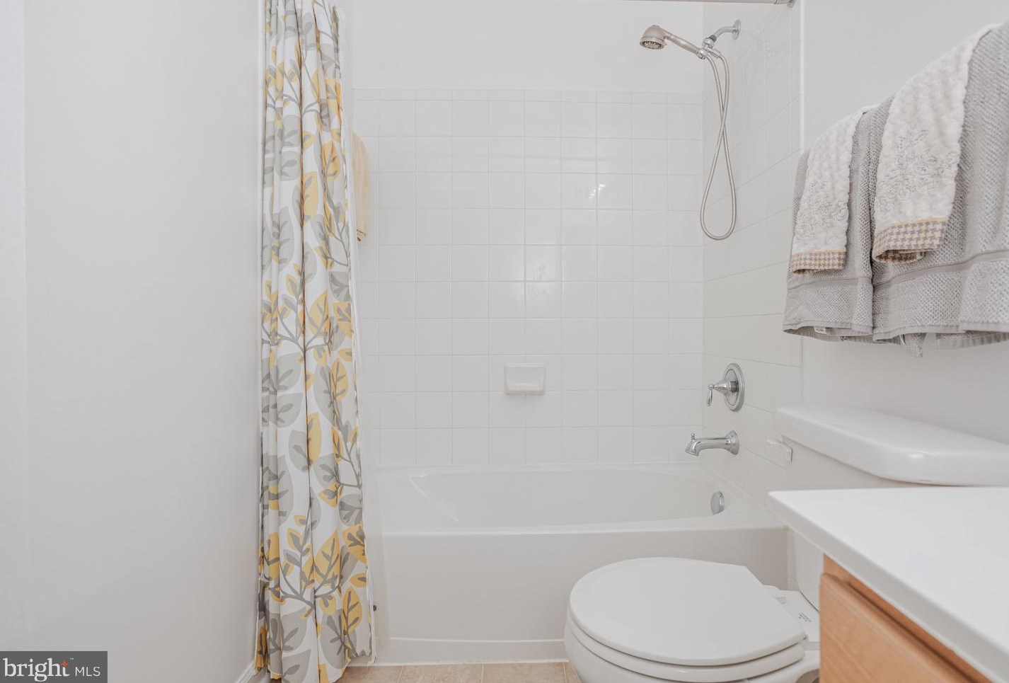 215 Monte Carlo Way, Charles Town WV  25414-6032 exterior