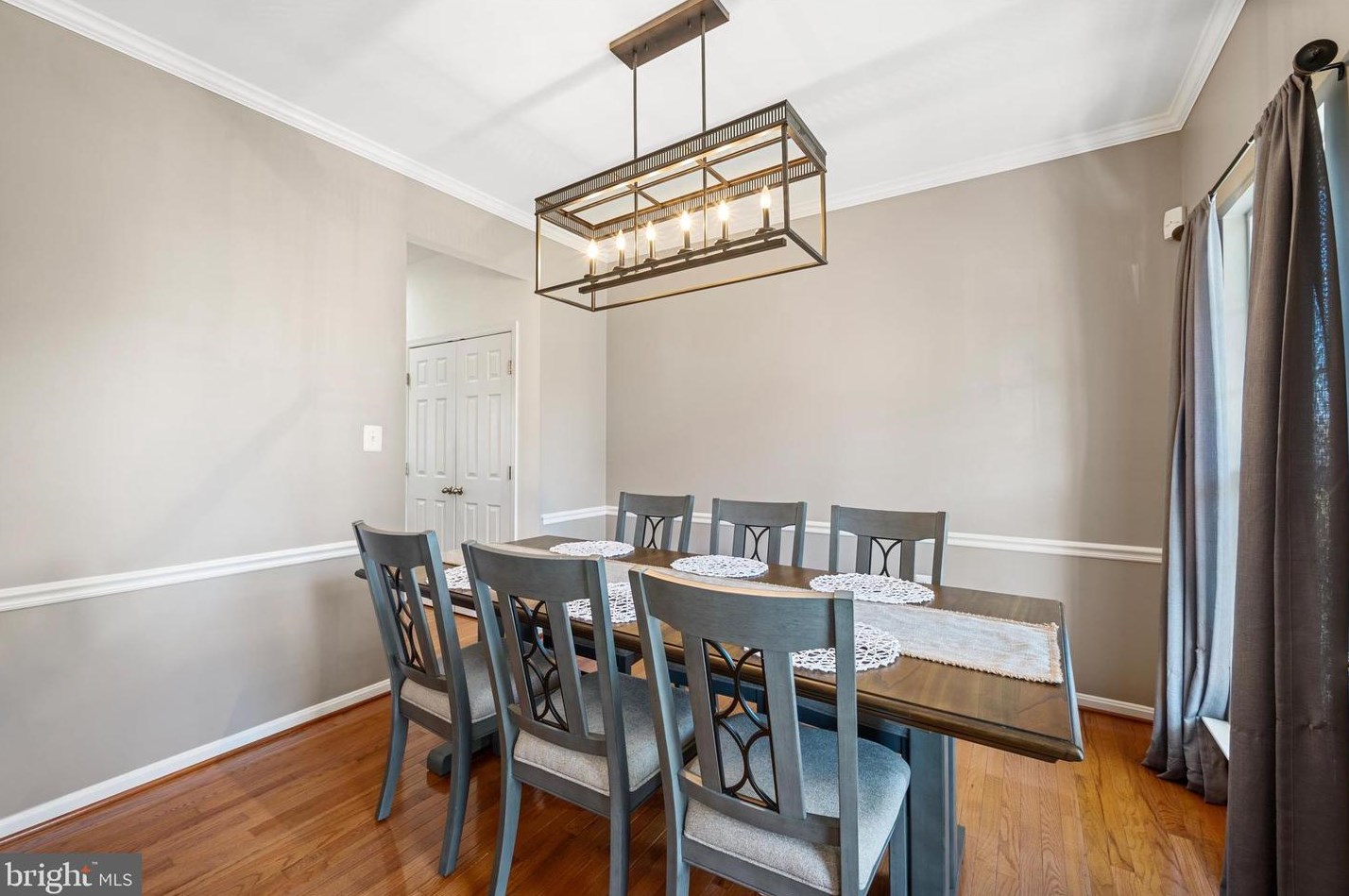 187 Colonial Dr, Charles Town WV  25414-4498 exterior