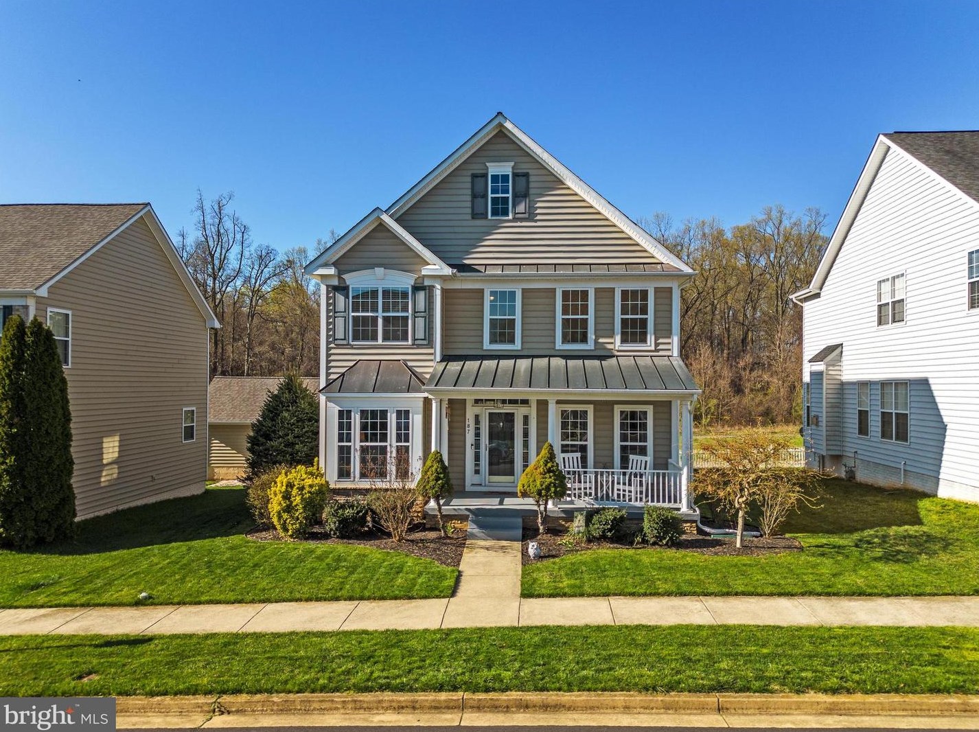 187 Colonial Dr, Charles Town WV  25414-4498 exterior