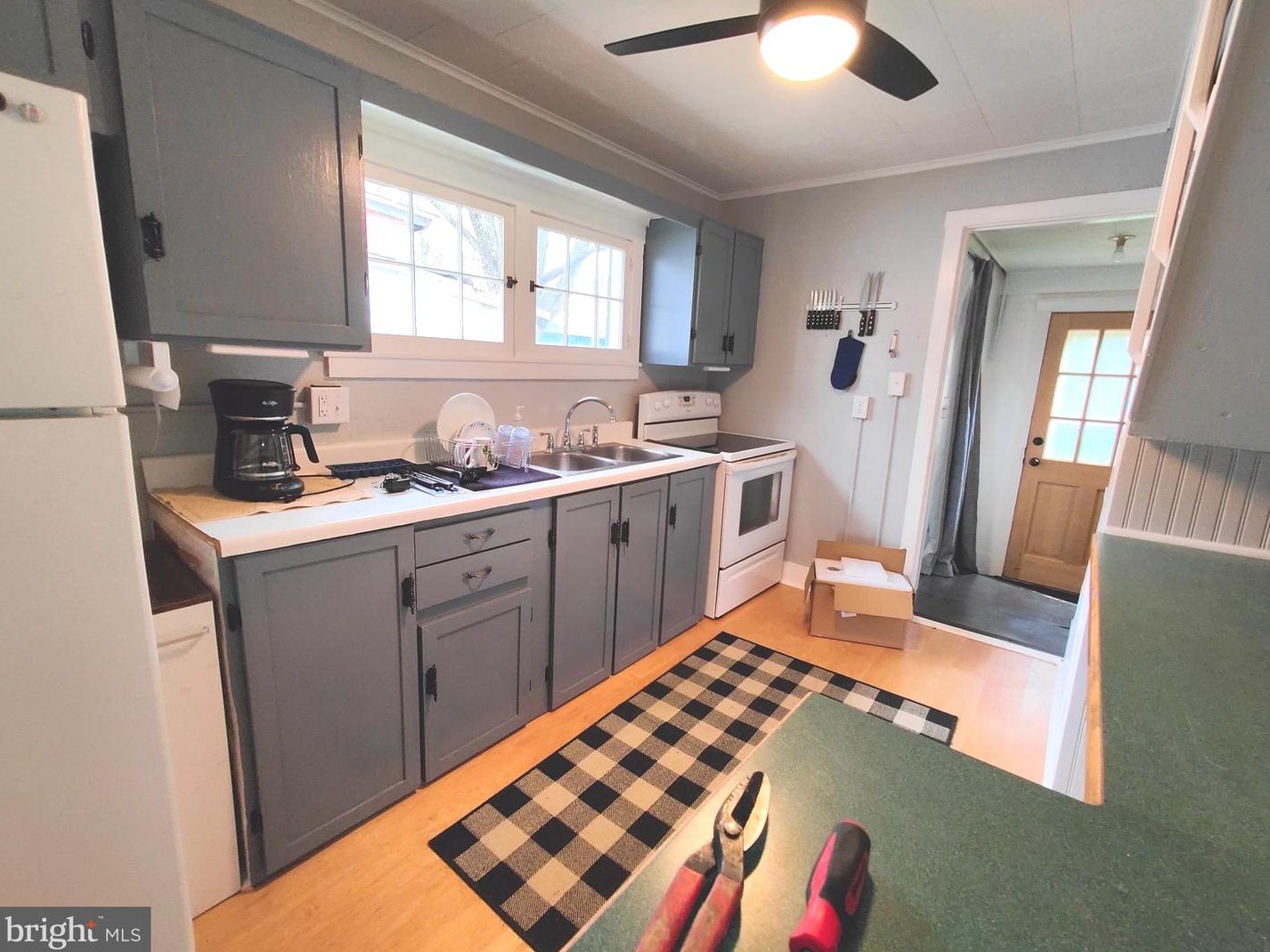 4884 Charles Town Rd, Martinsburg WV  25430-4990 exterior