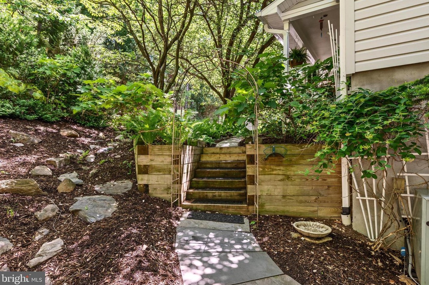 137 Moonridge Ln, Harpers Ferry WV  25425-6237 exterior