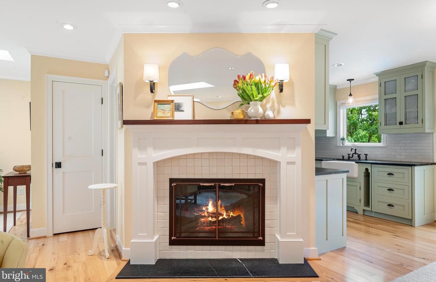 137 Moonridge Ln, Harpers Ferry WV  25425-6237 exterior