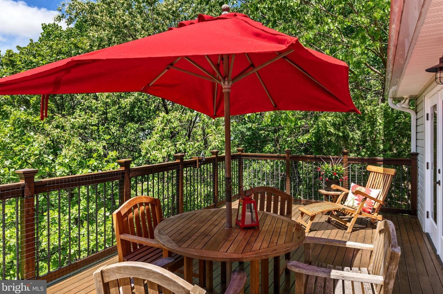 137 Moonridge Ln, Harpers Ferry WV  25425-6237 exterior