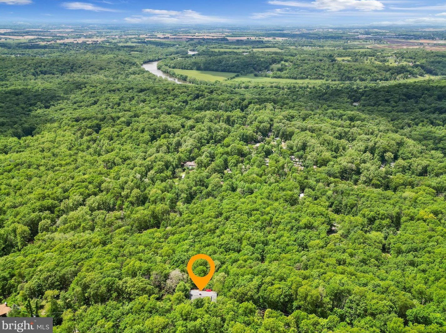 137 Moonridge Ln, Harpers Ferry WV  25425-6237 exterior