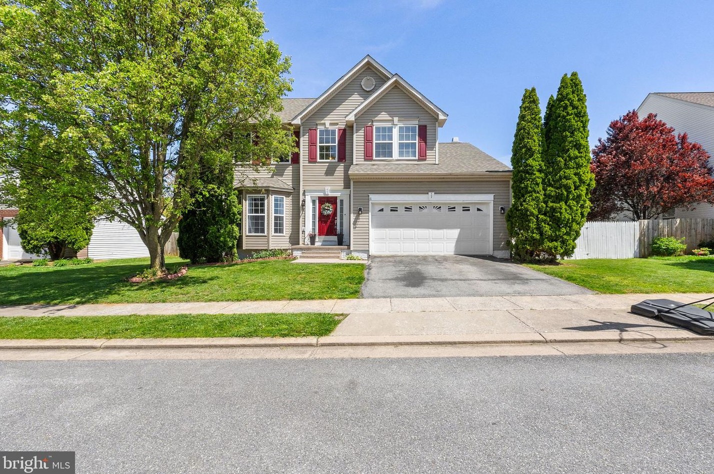 57 Southwinds Dr, Charles Town WV  25414-3976 exterior