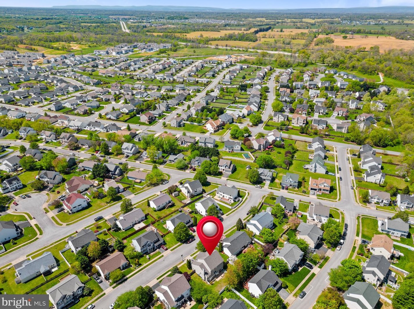 57 Southwinds Dr, Charles Town WV  25414-3976 exterior