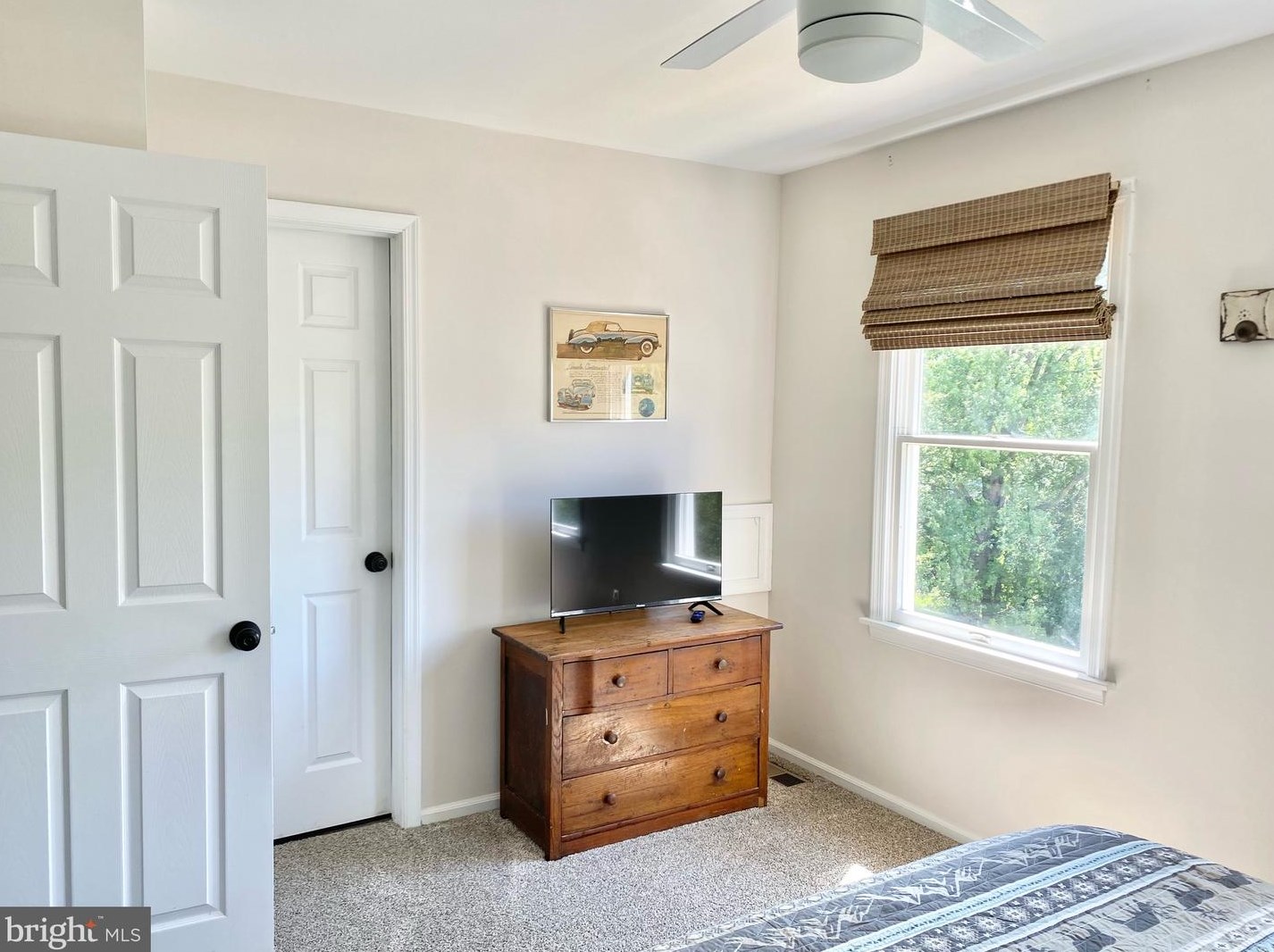 3 Stonewall Ct, Harpers Ferry WV 25425-6357 exterior