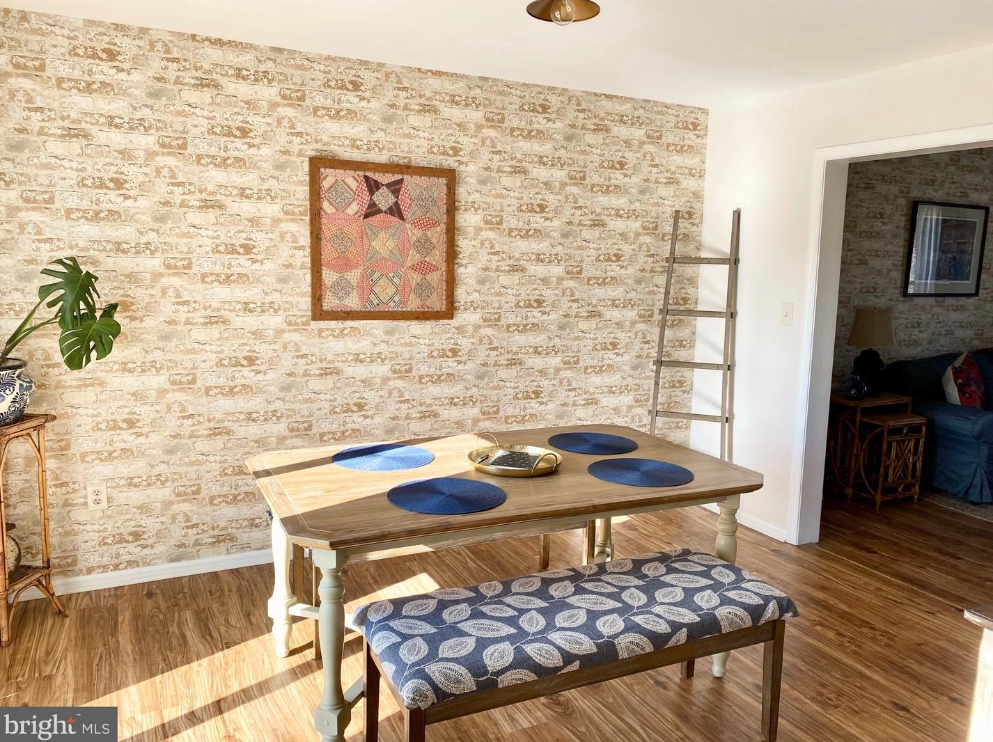 3 Stonewall Ct, Harpers Ferry WV 25425-6357 exterior