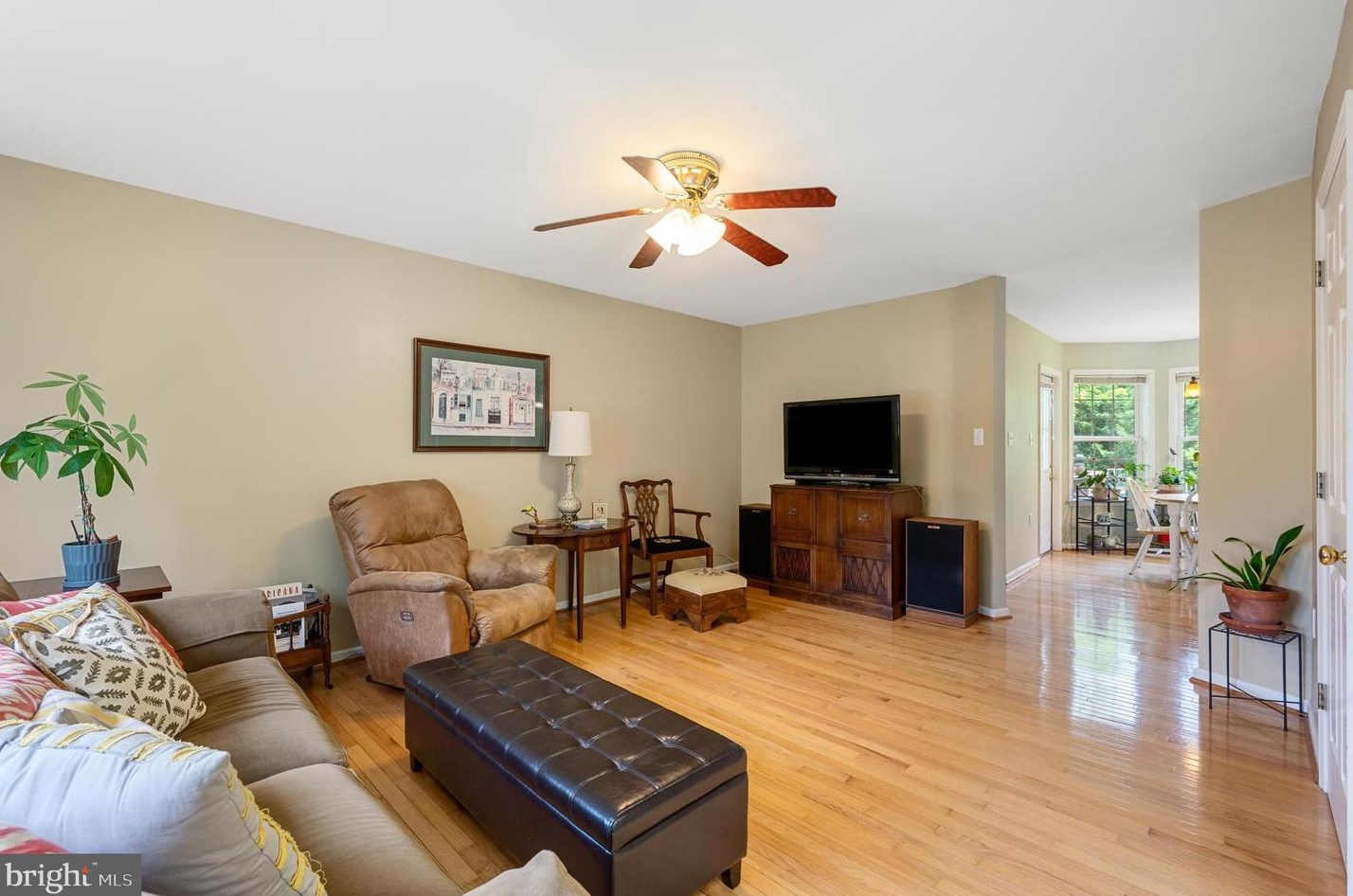 30 Pommel Ln, Charles Town WV 25414-9329 exterior