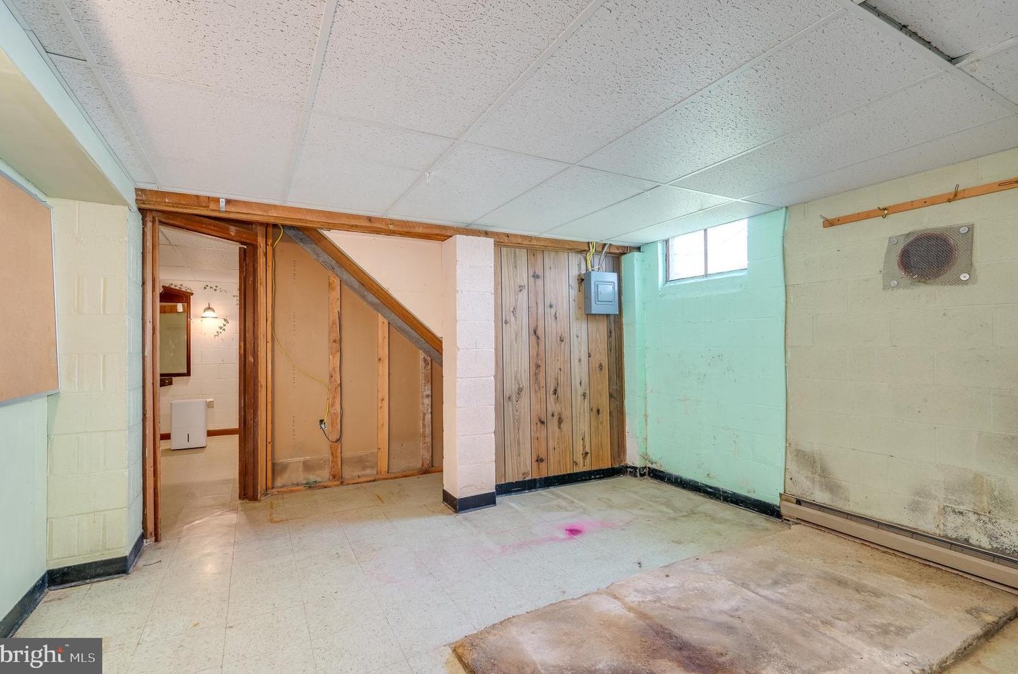 107 6 Ave, Ranson WV 25438-1402 exterior