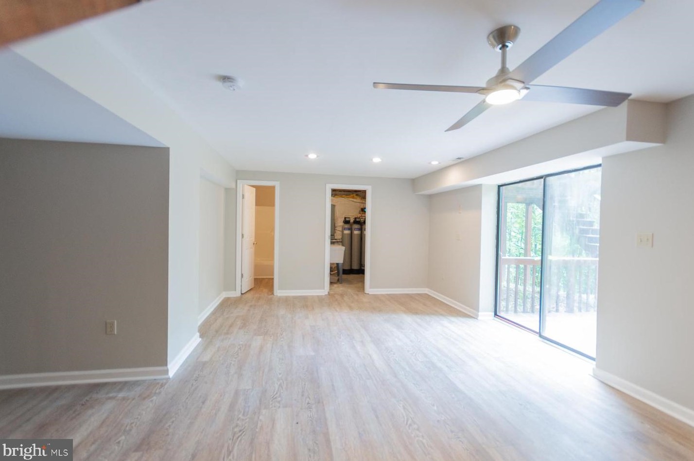 343 Windsong Rd, Harpers Ferry WV 25425-4961 exterior