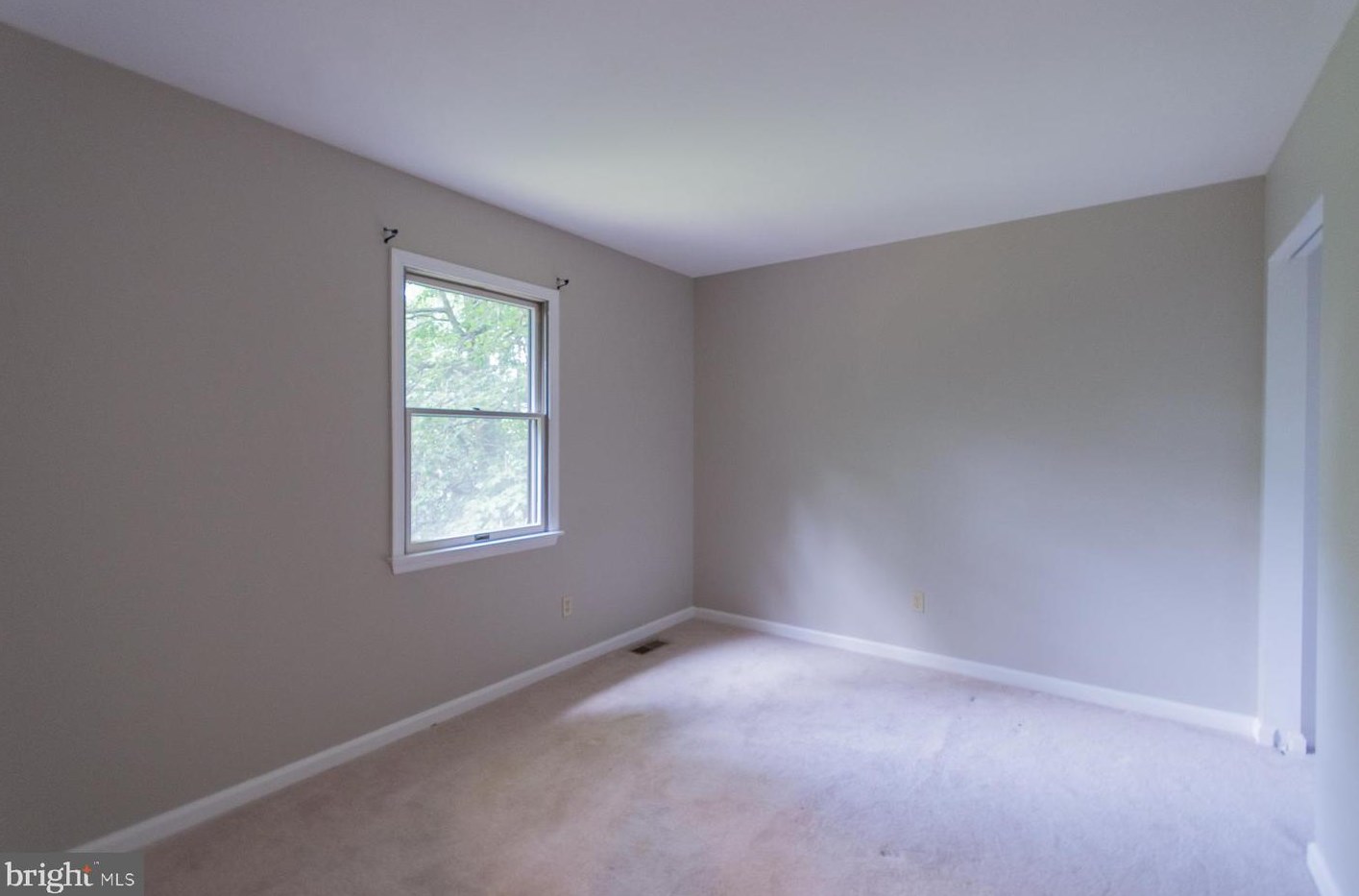 343 Windsong Rd, Harpers Ferry WV 25425-4961 exterior