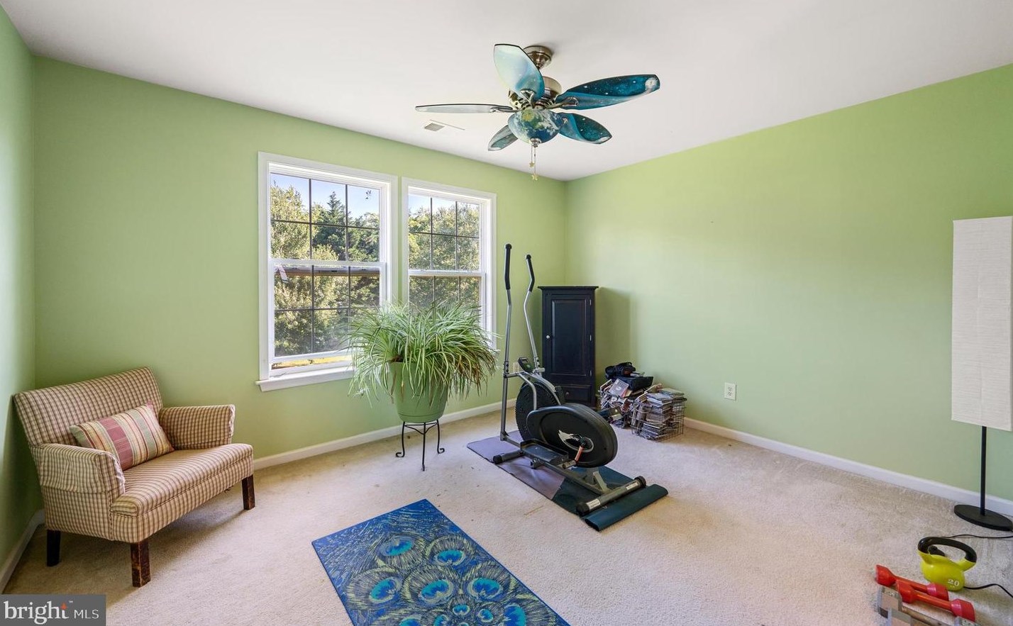 562 Spruce Hl Way, Charles Town WV  25414-4482 exterior