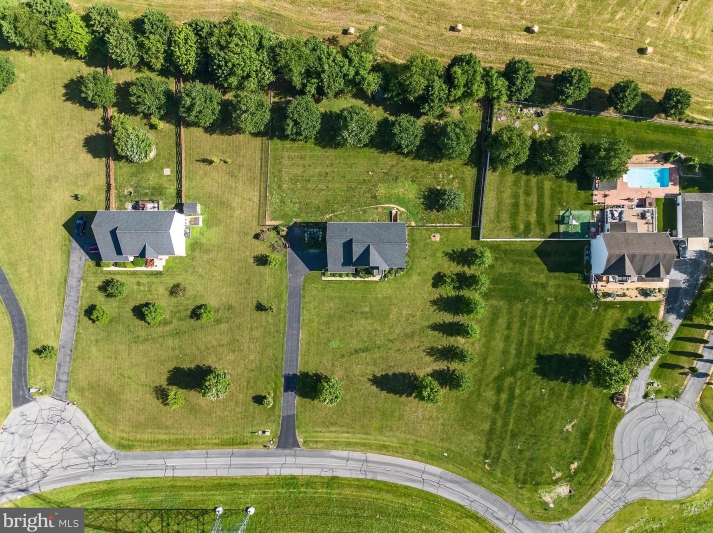 562 Spruce Hl Way, Charles Town WV  25414-4482 exterior