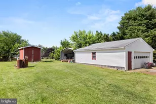 85 Keala Ct, Charles Town, WV 25414 - Photo 3