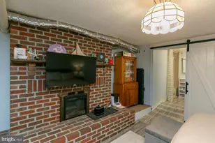 417 E Washington St, Charles Town, WV 25414 - Photo 93