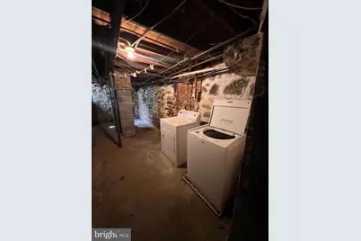 704 W Washington Street, Charles Town, WV 25414 - Photo 25