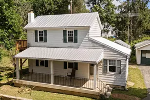 23 Mahoney Dr, Harpers Ferry, WV 25425 - Photo 1