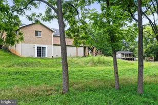 550 Hillcrest Dr, Kearneysville, WV 25430 - Photo 7