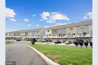 175 Presidents Pointe Avenue, Ranson, WV 25438 - Photo 35