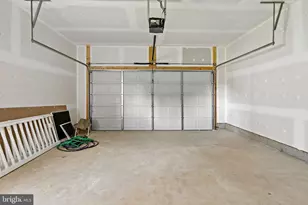 812 Lord Fairfax St, Charles Town, WV 25414 - Photo 51