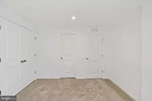 812 Lord Fairfax St, Charles Town, WV 25414 - Photo 27