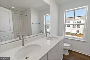 812 Lord Fairfax St, Charles Town, WV 25414 - Photo 29