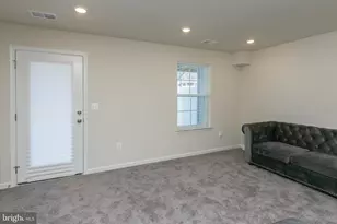 156 Winterplace Dr, Charles Town, WV 25414 - Photo 5