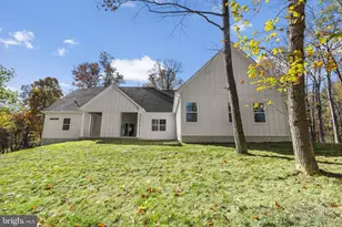17 Mistletoe Ln, Shepherdstown, WV 25443 - Photo 7