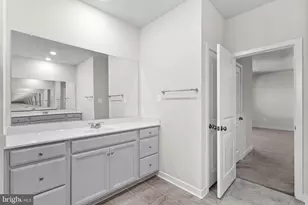 261 Short Br Dr, Ranson, WV 25438 - Photo 37