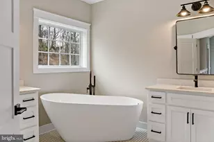 9 Mistletoe Ln, Shepherdstown, WV 25443 - Photo 15