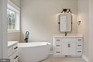 9 Mistletoe Ln, Shepherdstown, WV 25443 - Photo 13