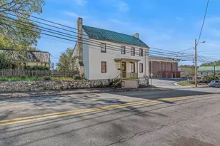 309 W Liberty St, Charles Town, WV 25414 - Photo 37