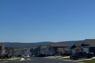 57 Gatehouse Pl, Charles Town, WV 25414 - Photo 5