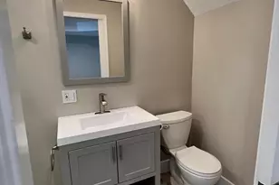 66 Davis St, Charles Town, WV 25414 - Photo 11