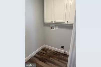 420 W Washington Street, Charles Town, WV 25414 - Photo 21