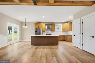 1035 Putnam St, Harpers Ferry, WV 25425 - Photo 5