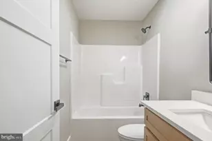 1035 Putnam St, Harpers Ferry, WV 25425 - Photo 27