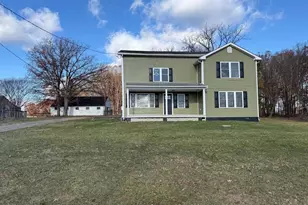 9307 Leetown Rd, Kearneysville, WV 25430 - Photo 1