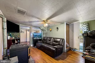 96 Mount Jefferson St, Harpers Ferry, WV 25425 - Photo 5